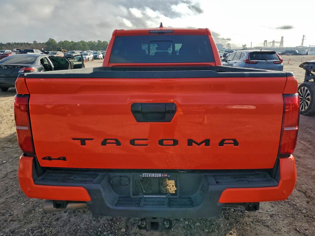 2024 TOYOTA TACOMA DOUBLE CAB photo 6