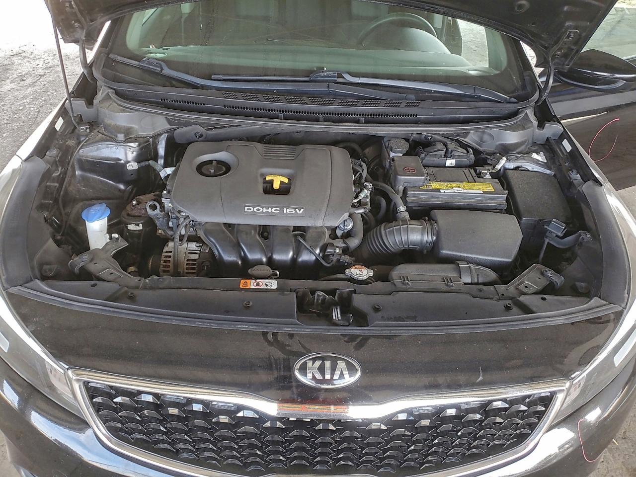 2017 KIA FORTE LX photo 11