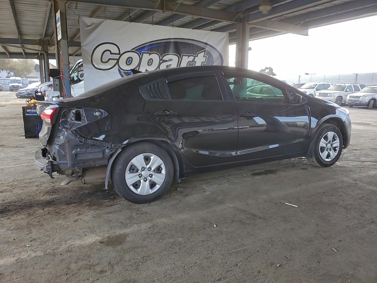 2017 KIA FORTE LX photo 3