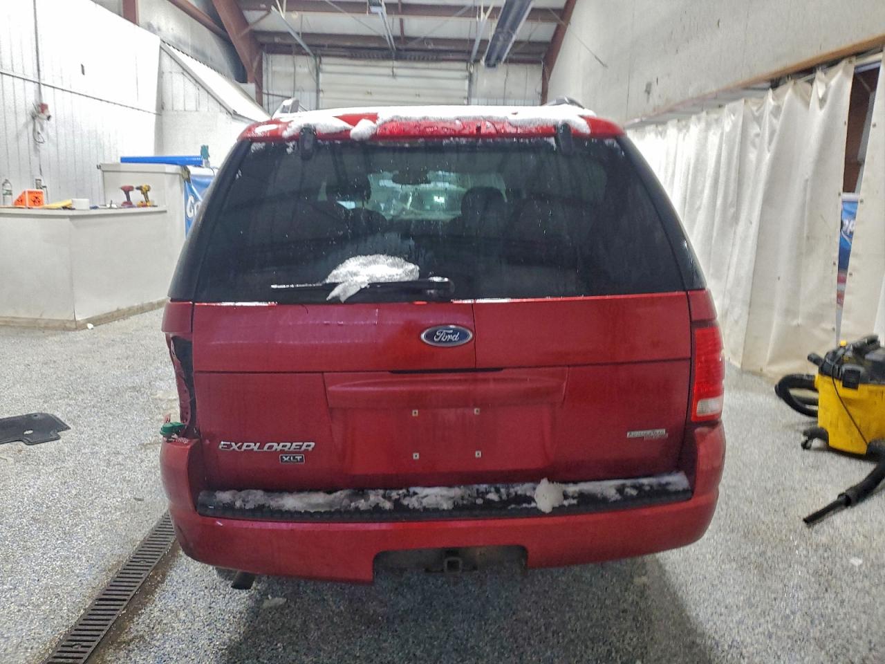 2005 FORD EXPLORER XLT photo 6
