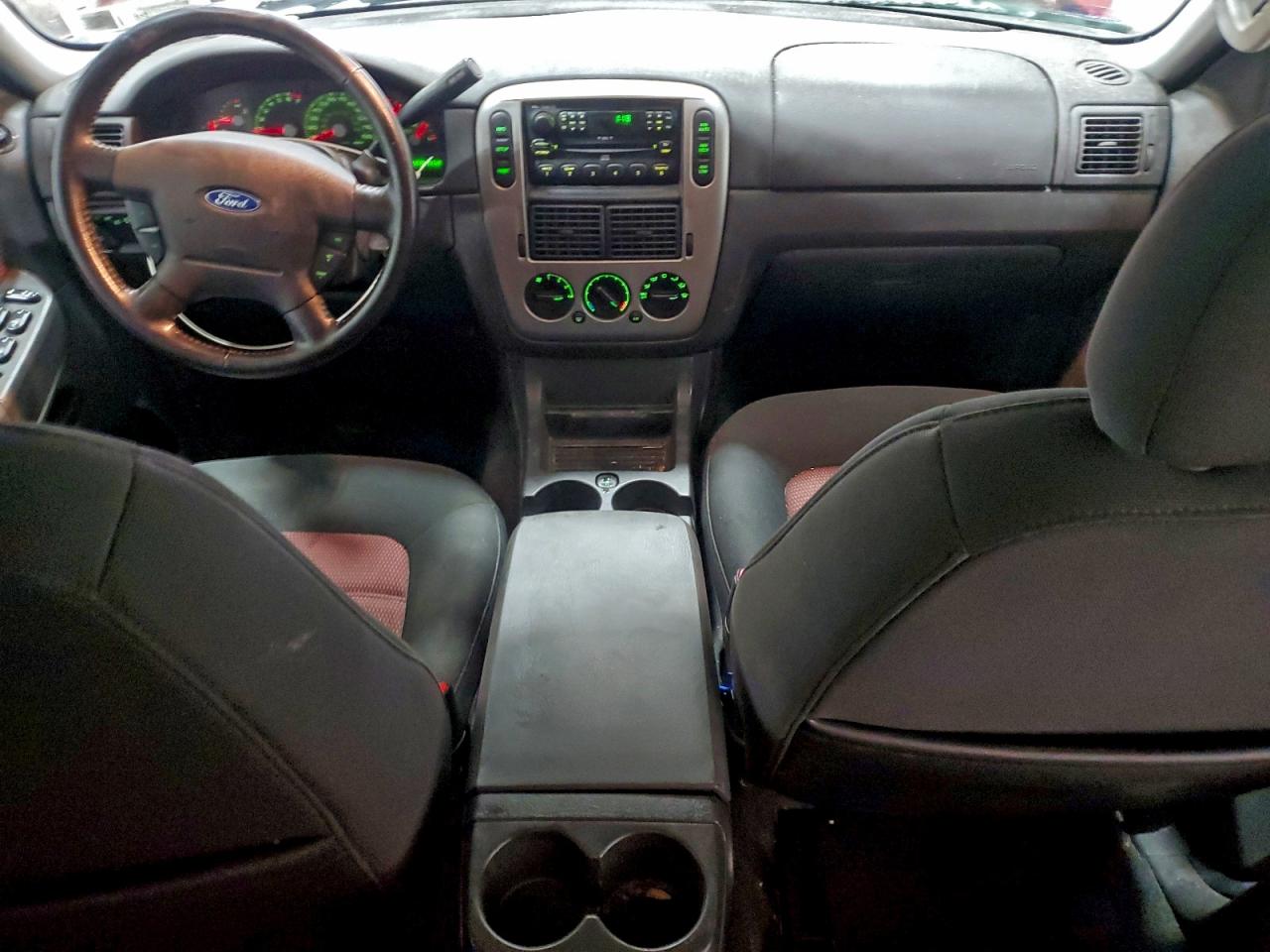 2005 FORD EXPLORER XLT photo 8