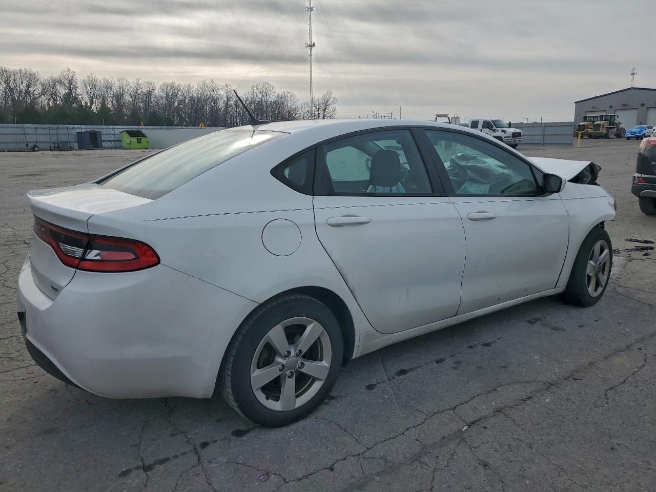 2015 DODGE DART SXT photo 3