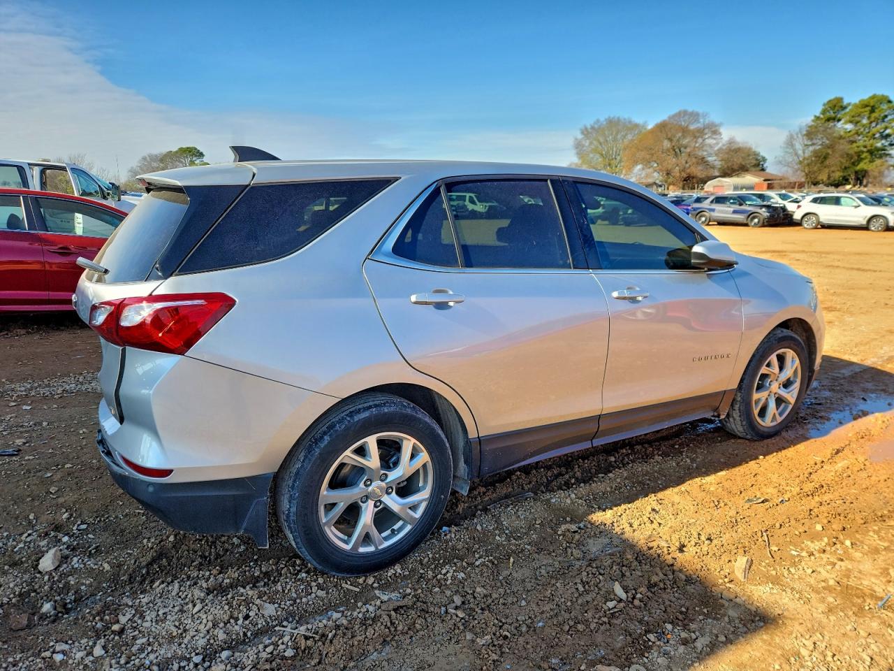 2020 CHEVROLET EQUINOX LT photo 3