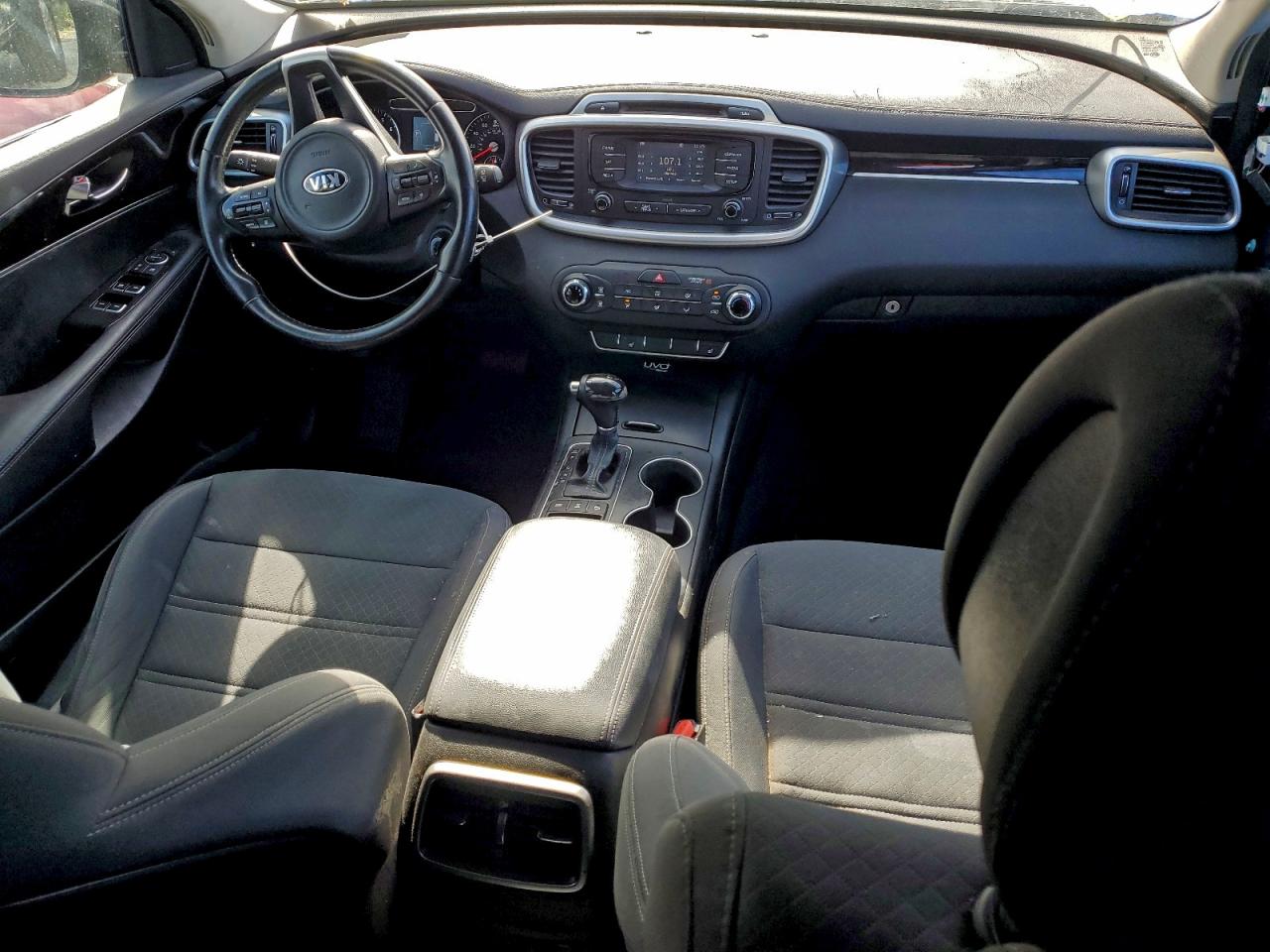 2016 KIA SORENTO LX photo 8
