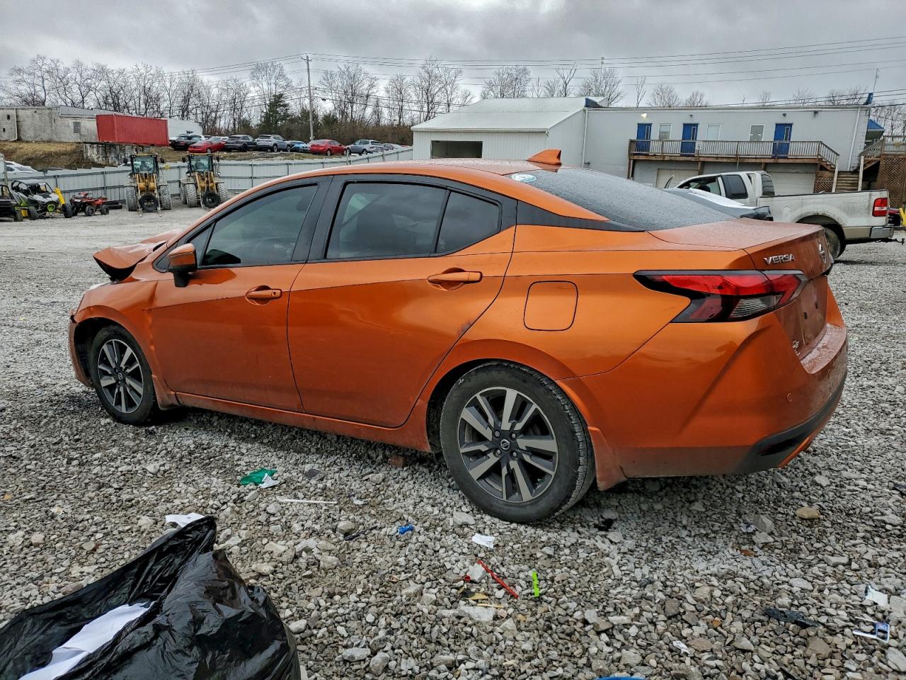 2020 NISSAN VERSA SV photo 2