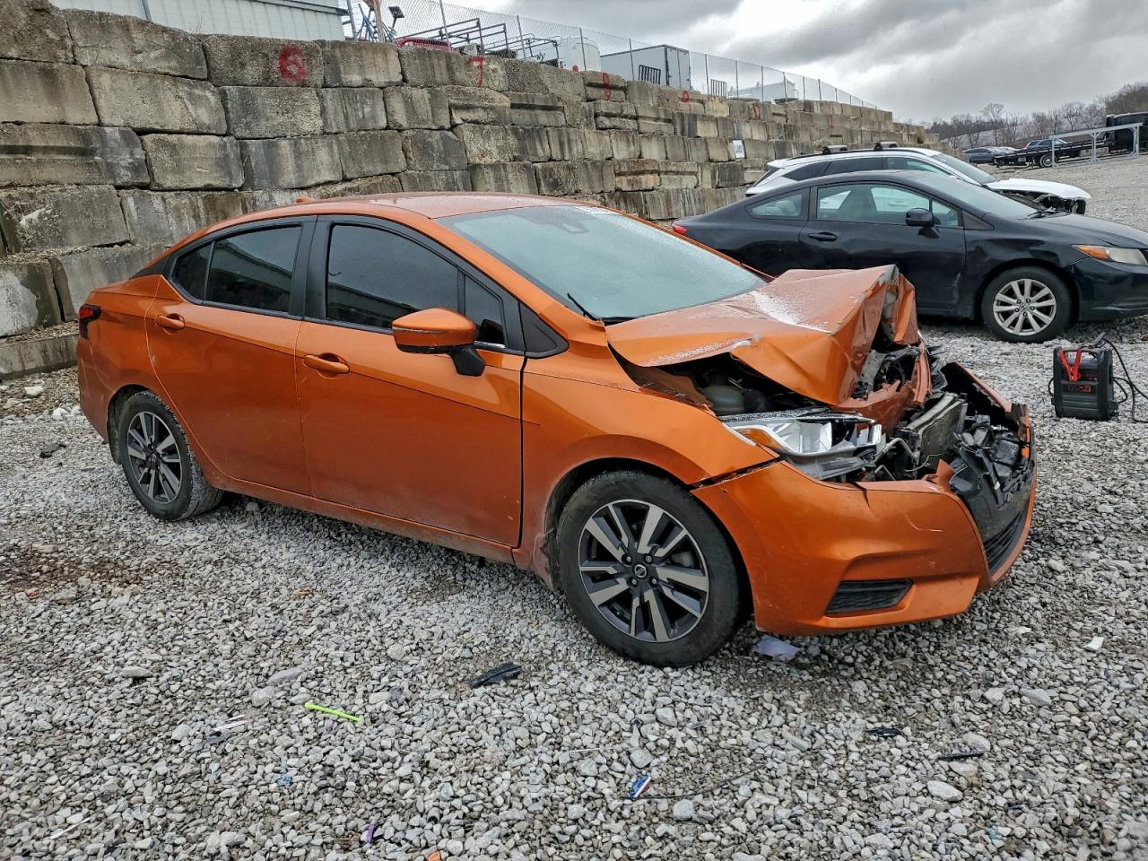 2020 NISSAN VERSA SV photo 4