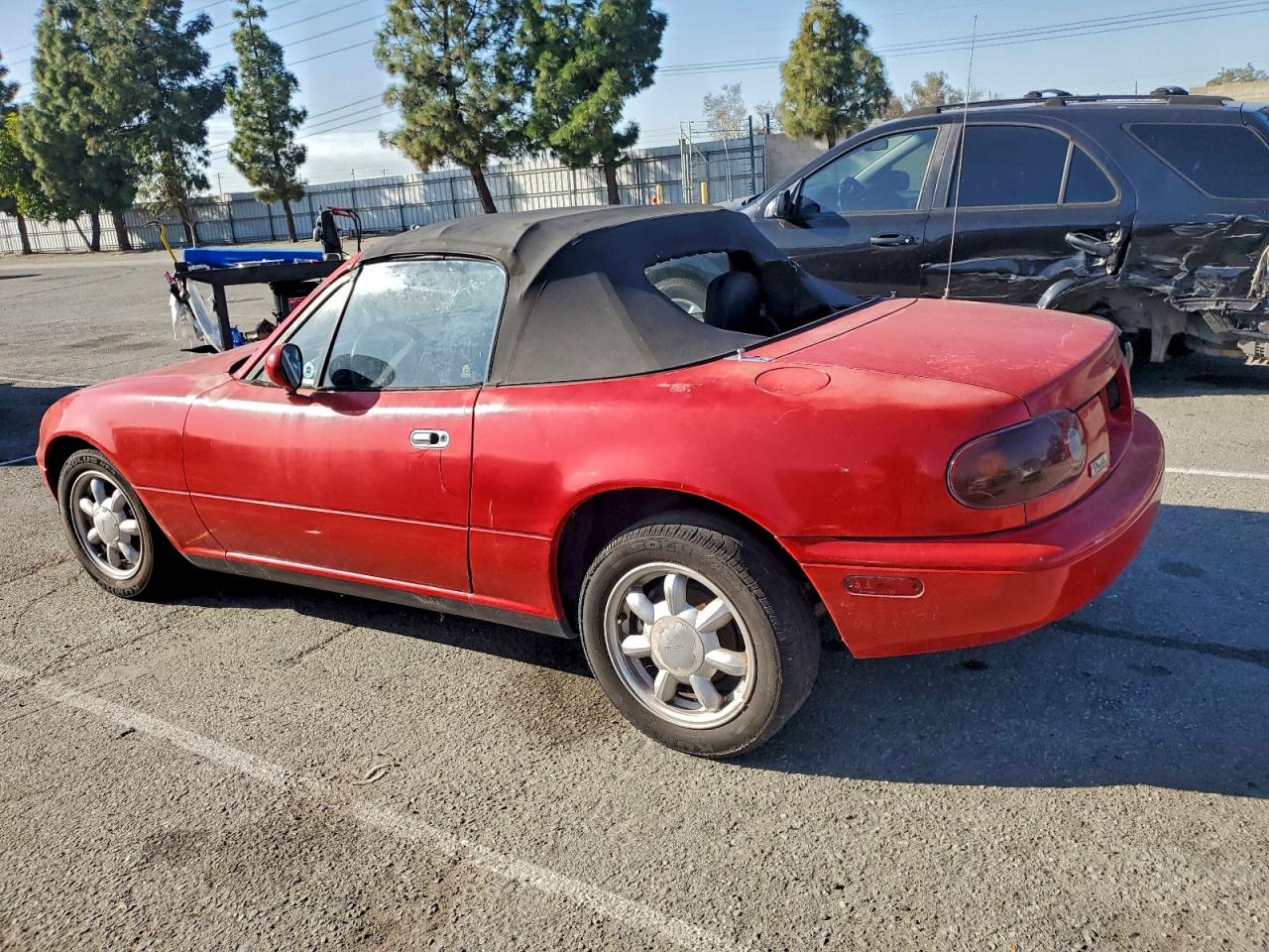 1990 MAZDA MX-5 MIATA photo 2