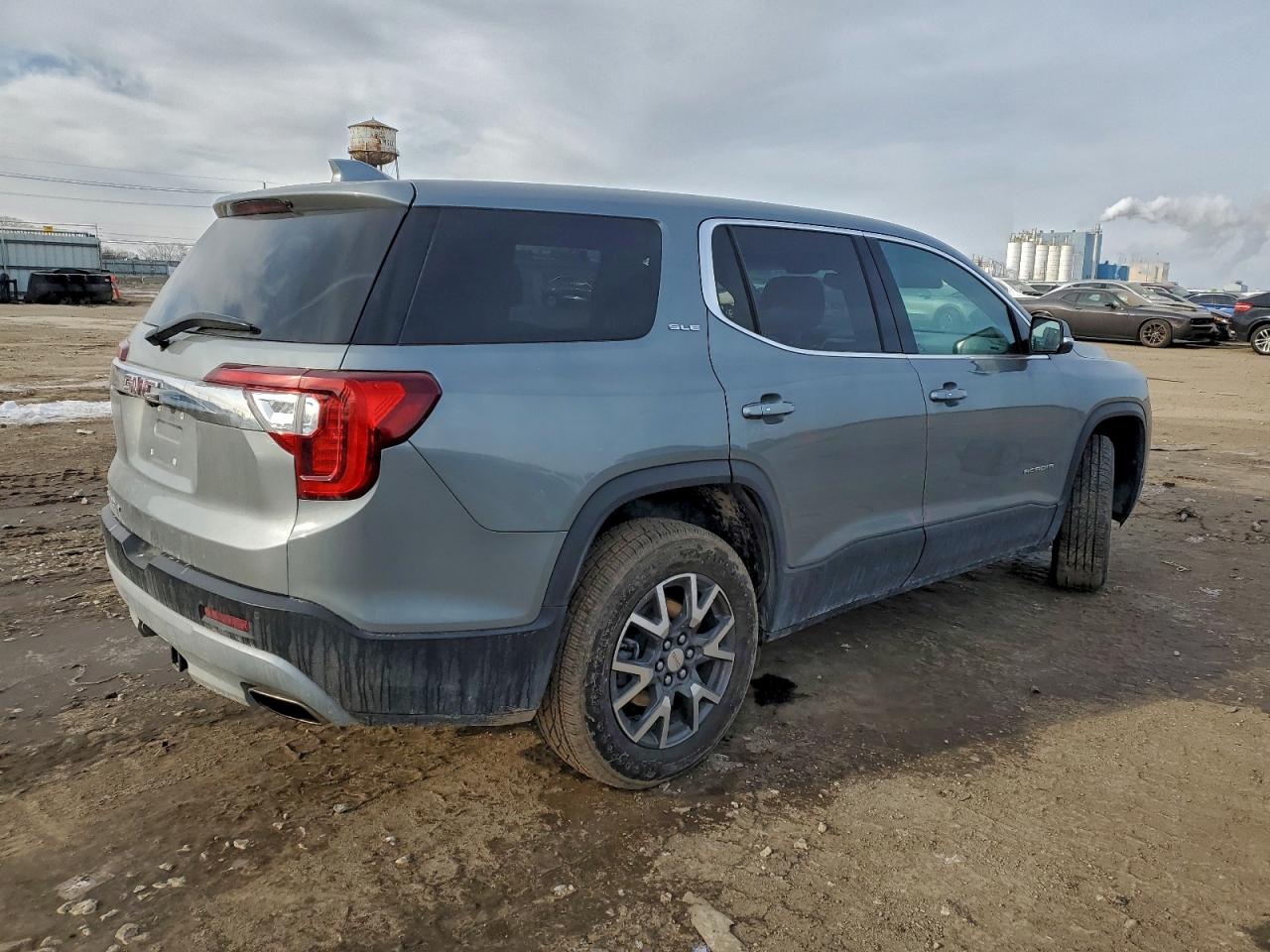 2023 GMC ACADIA SLE photo 3