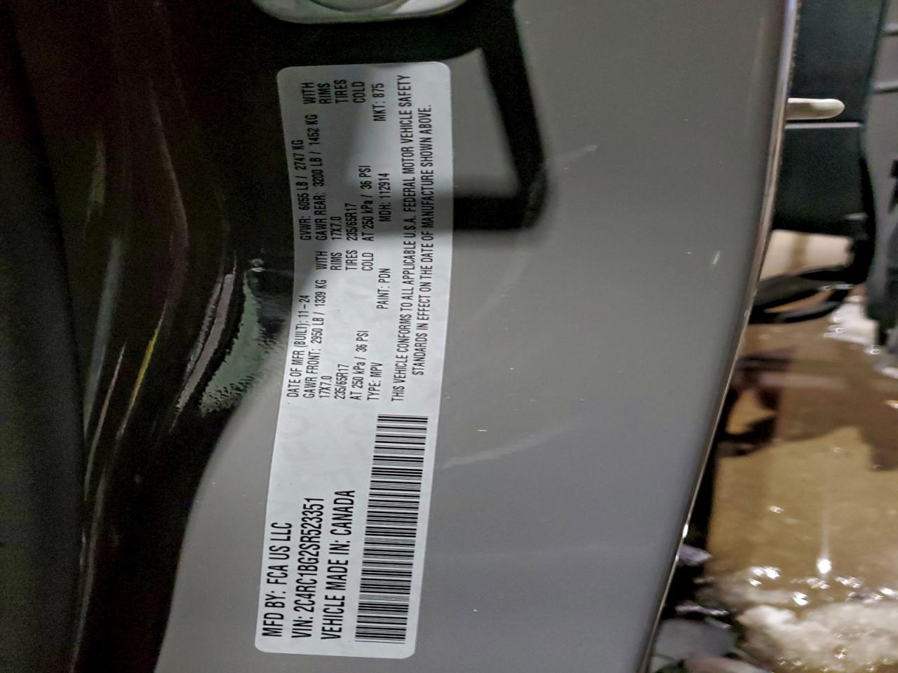 2025 CHRYSLER PACIFICA SELECT photo 14