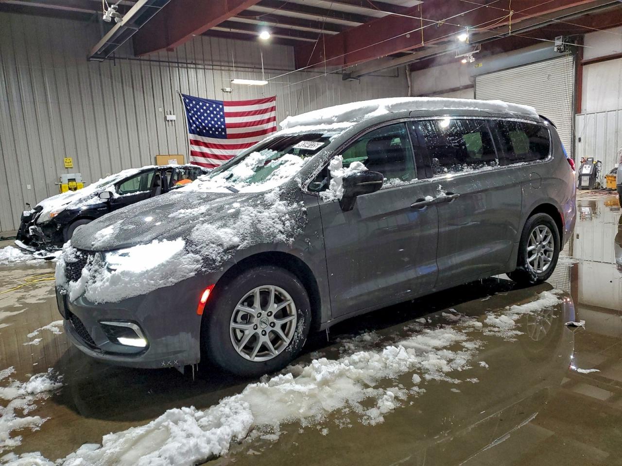2025 CHRYSLER PACIFICA