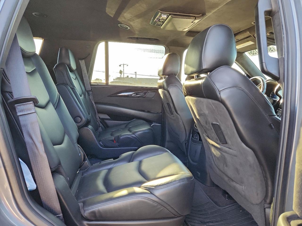 2020 CADILLAC ESCALADE PLATINUM photo 11