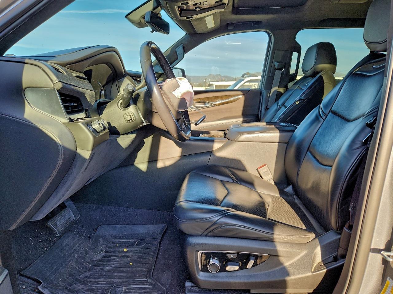 2020 CADILLAC ESCALADE PLATINUM photo 7