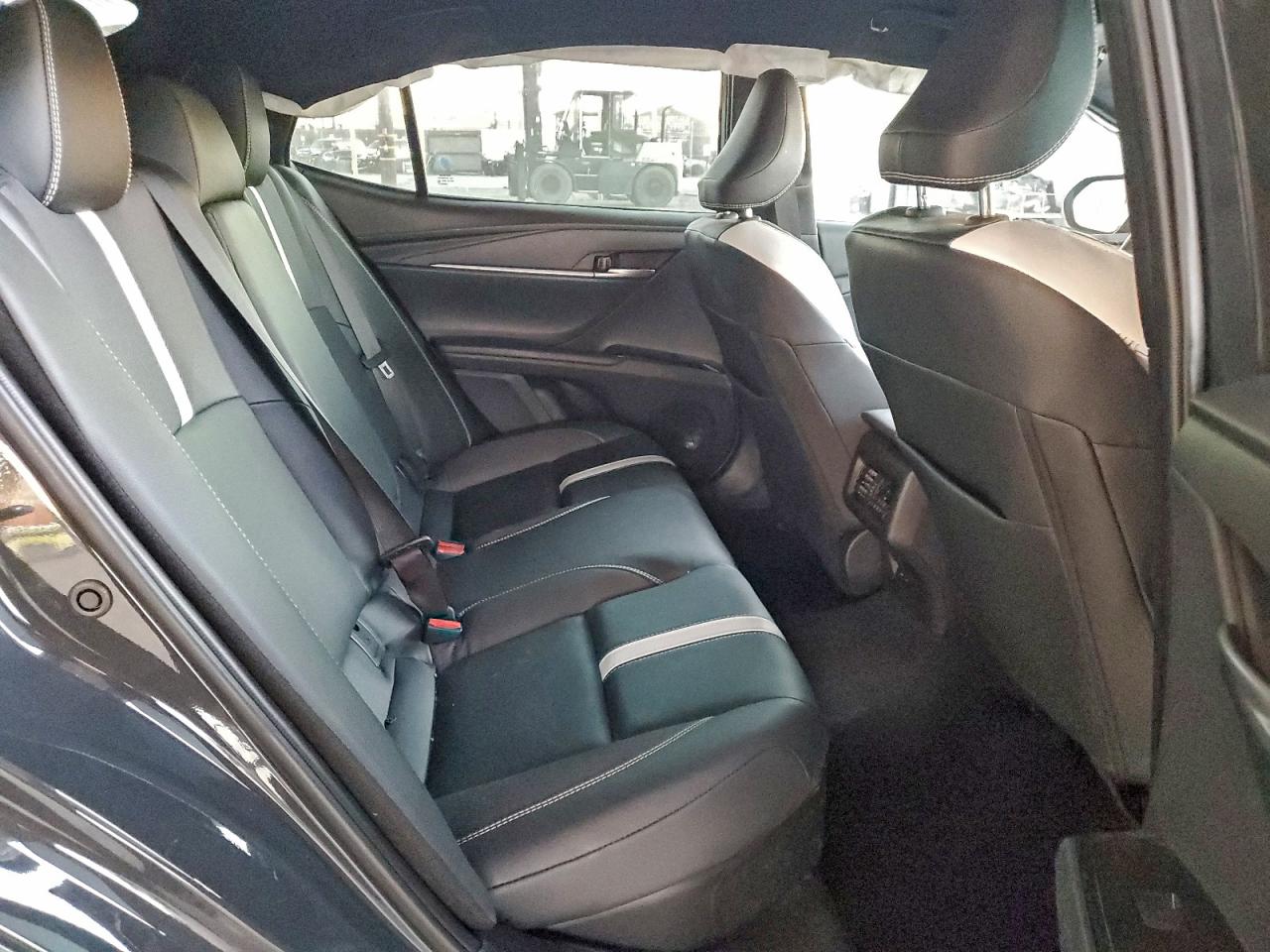 2025 TOYOTA CAMRY XSE photo 10