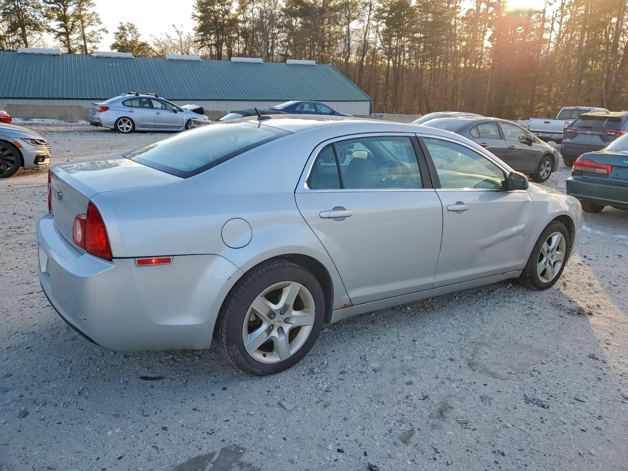 2011 CHEVROLET MALIBU LS photo 3