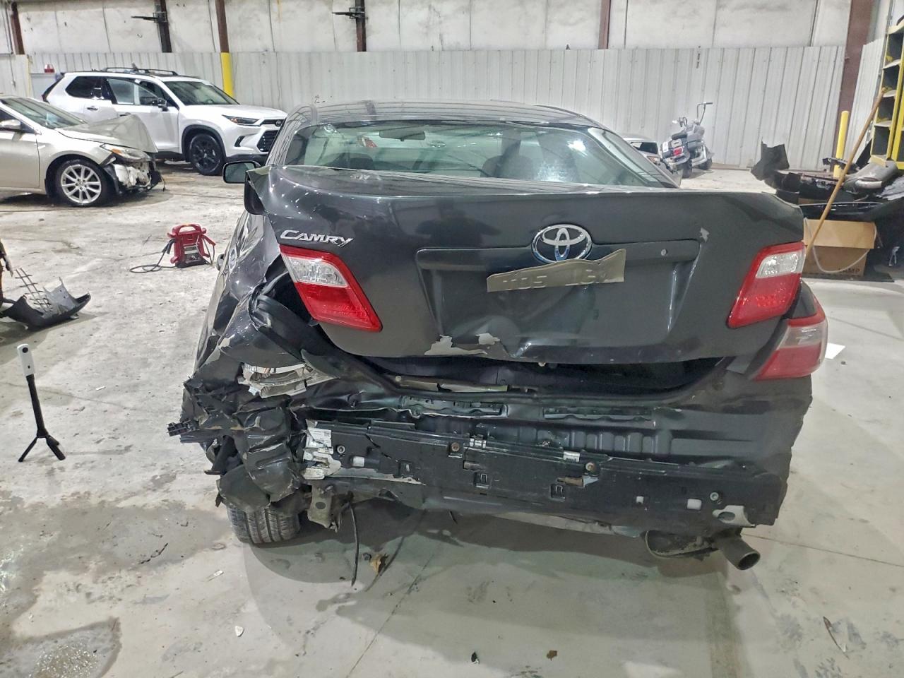 2009 TOYOTA CAMRY BASE photo 6