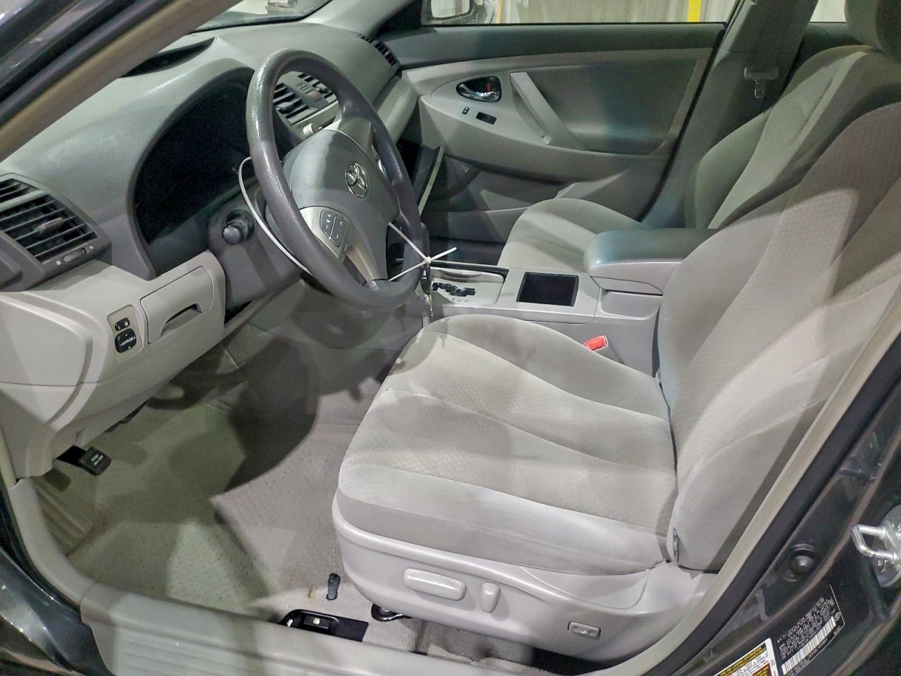 2009 TOYOTA CAMRY BASE photo 7