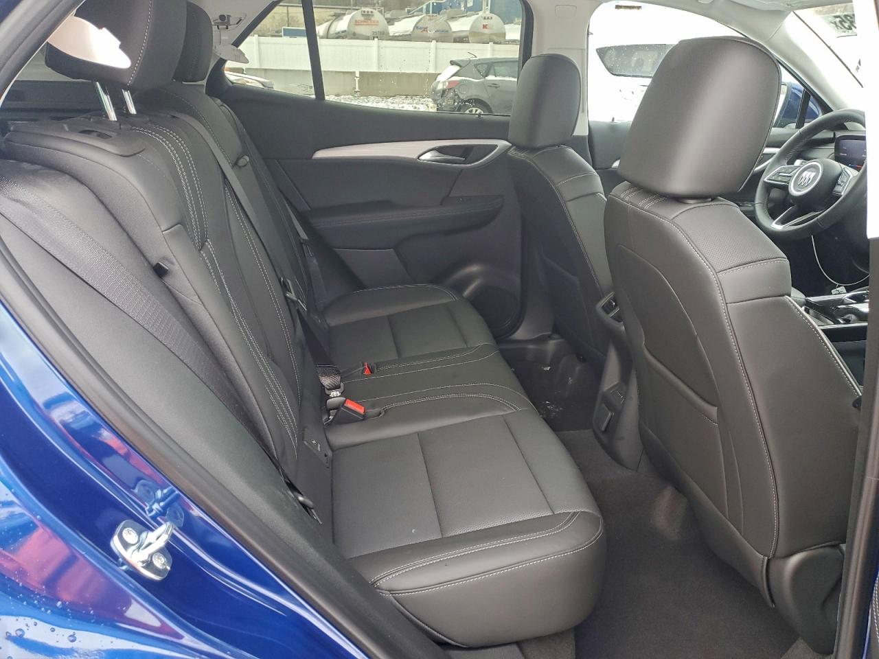 2025 BUICK ENVISION AVENIR photo 11