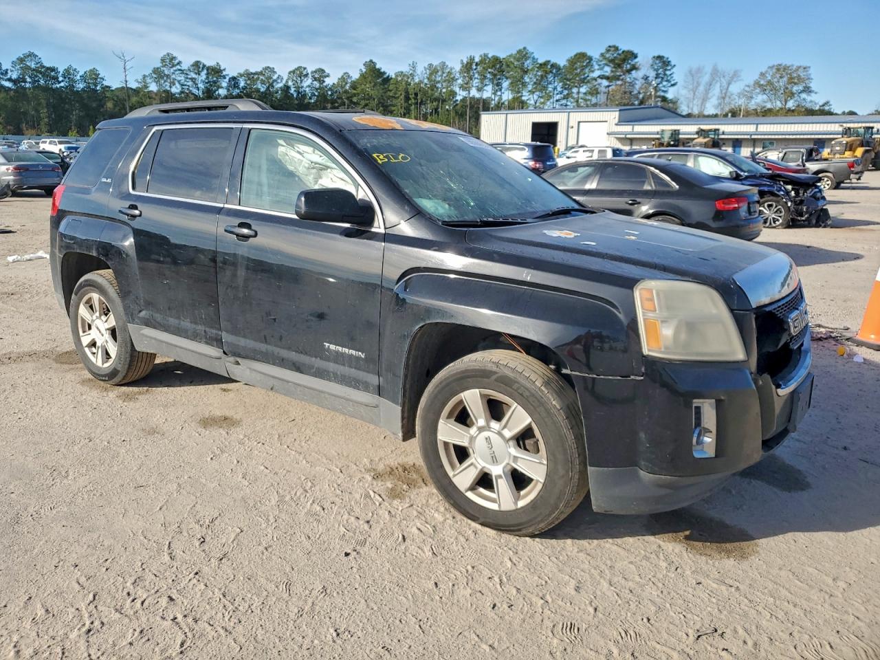 2012 GMC TERRAIN SLE photo 4
