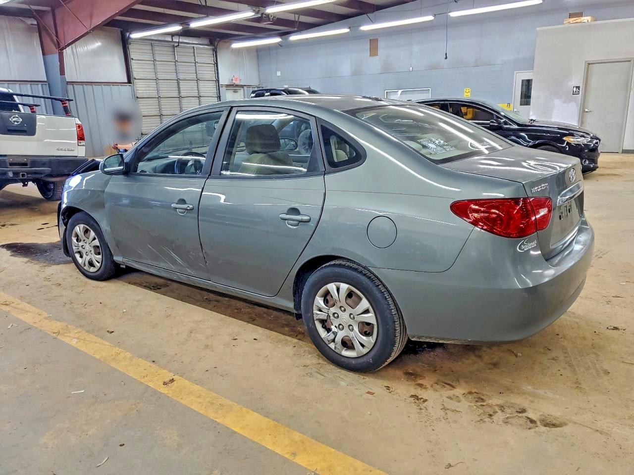 2010 HYUNDAI ELANTRA BLUE photo 2