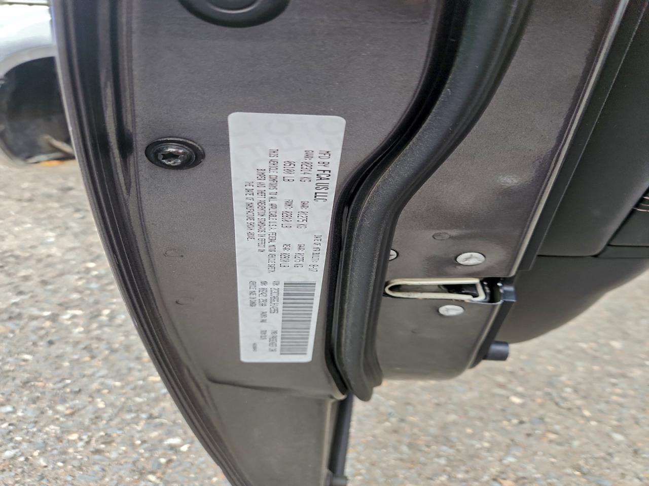 2018 CHRYSLER 300 S photo 12