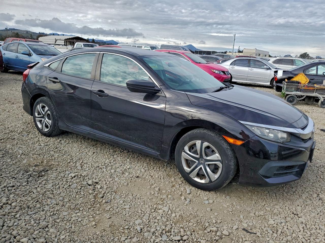 2016 HONDA CIVIC LX photo 4