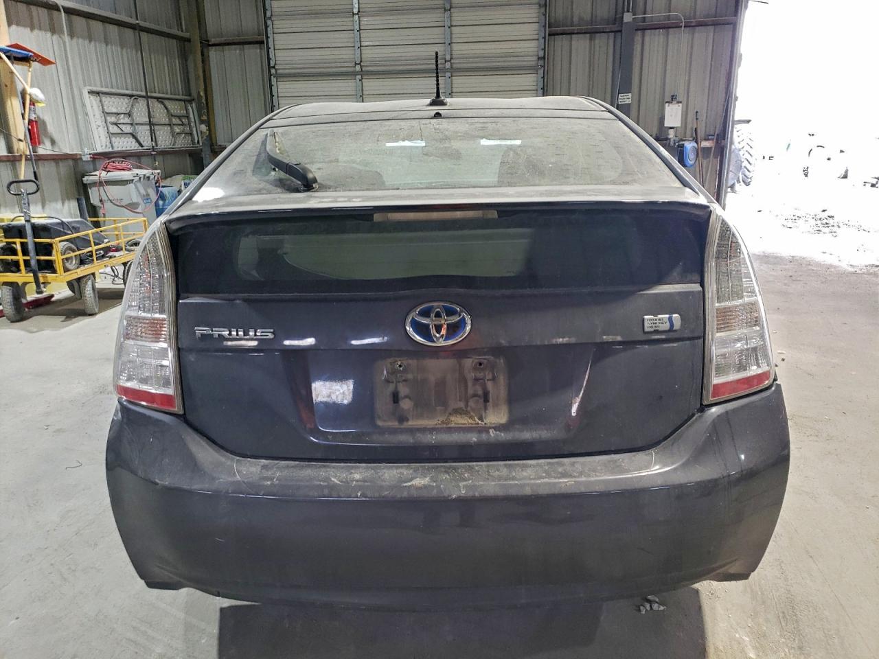 2011 TOYOTA PRIUS photo 6