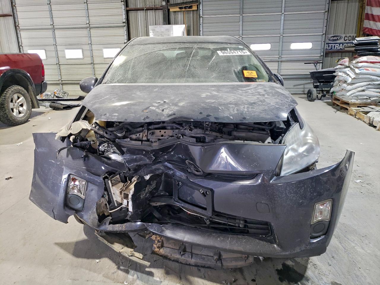 2011 TOYOTA PRIUS photo 5