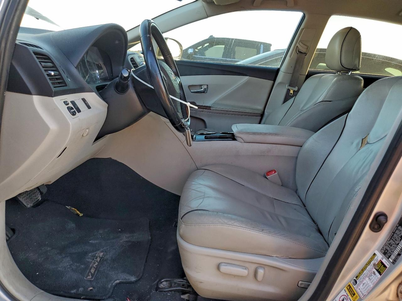 2009 TOYOTA VENZA photo 7