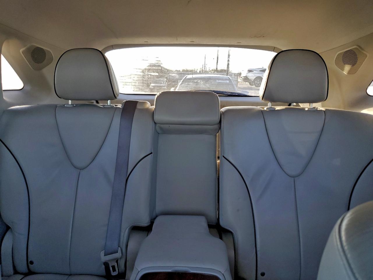 2009 TOYOTA VENZA photo 10