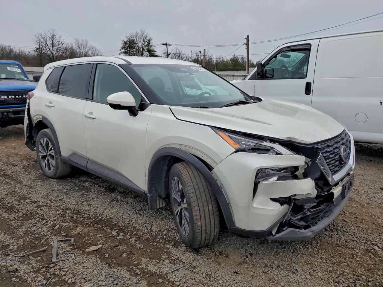2021 NISSAN ROGUE SV photo 4
