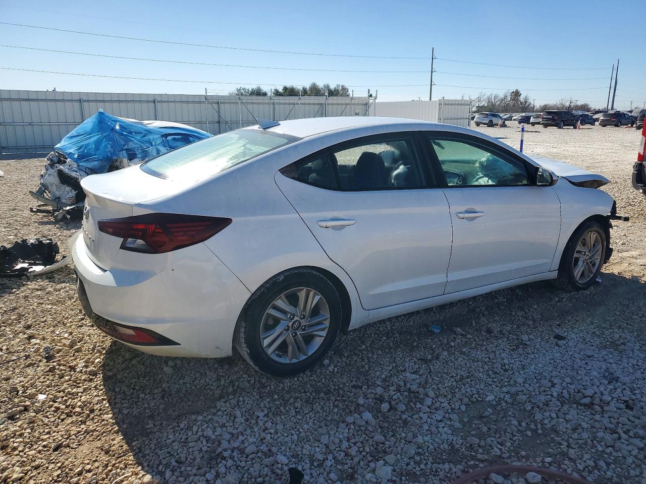 2020 HYUNDAI ELANTRA SEL photo 3