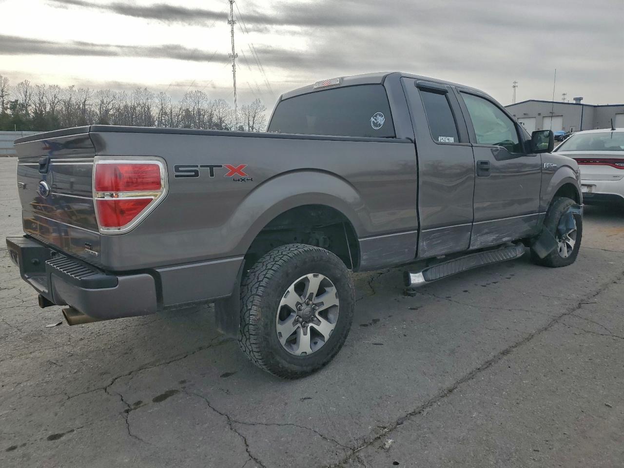 2013 FORD F150 SUPER CAB photo 3