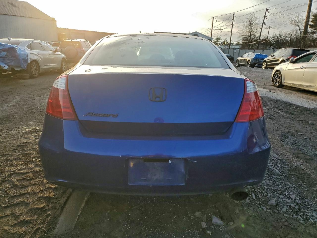 2010 HONDA ACCORD LX photo 11