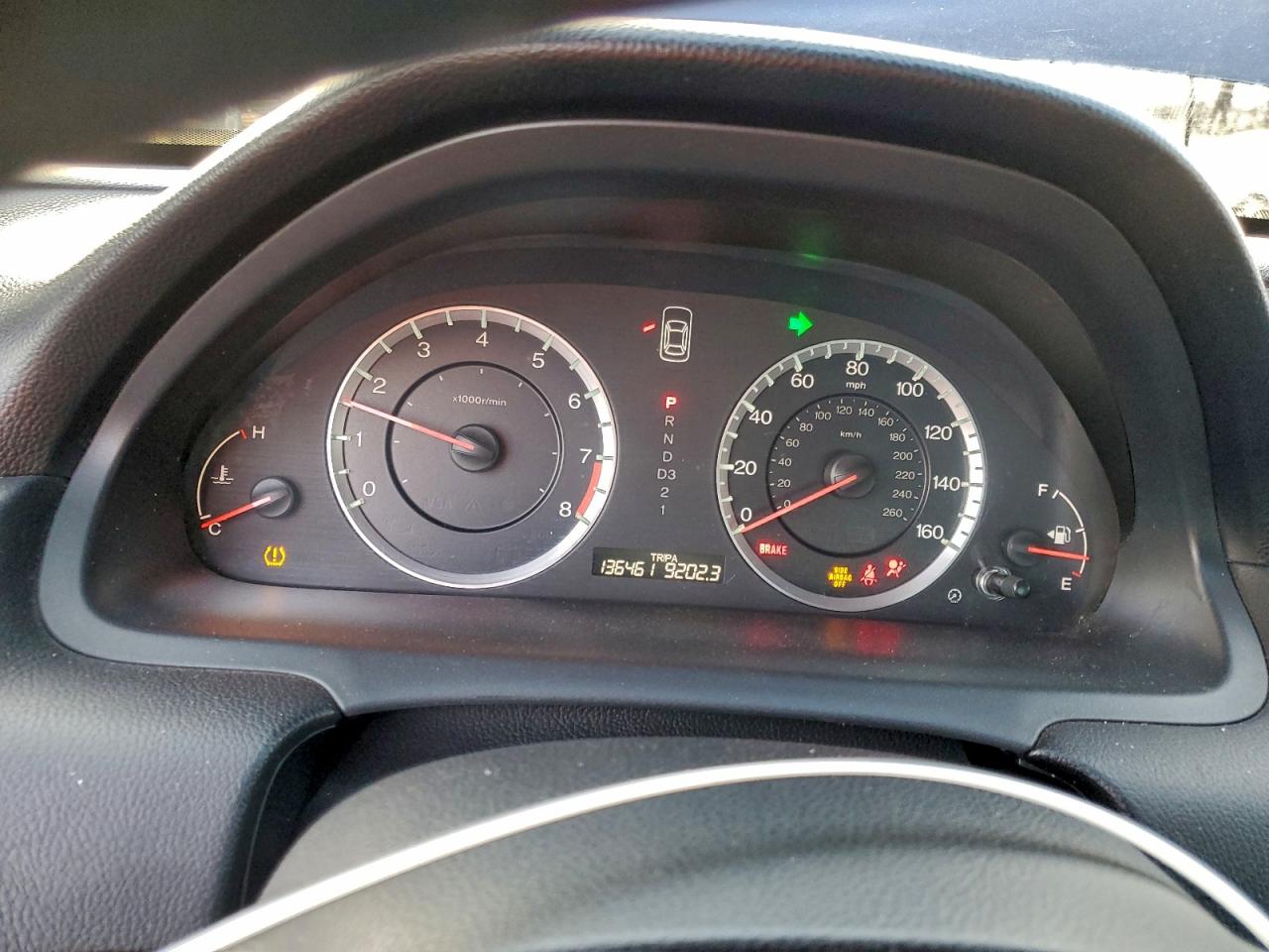 2010 HONDA ACCORD LX photo 17