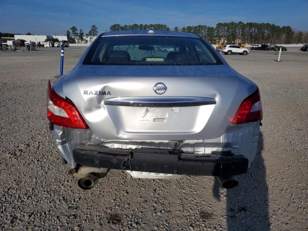 2010 NISSAN MAXIMA S photo 6