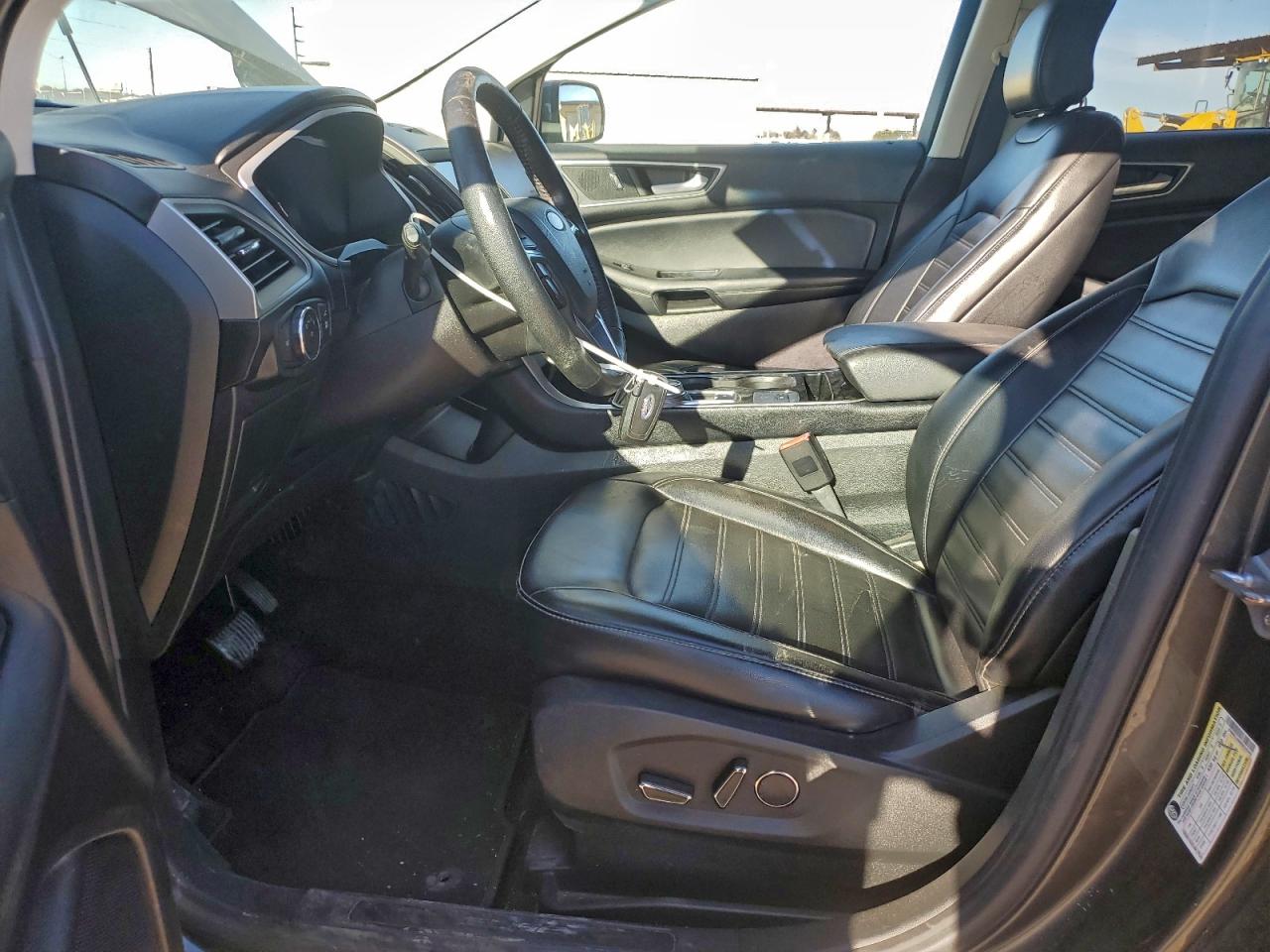 2019 FORD EDGE SEL photo 13