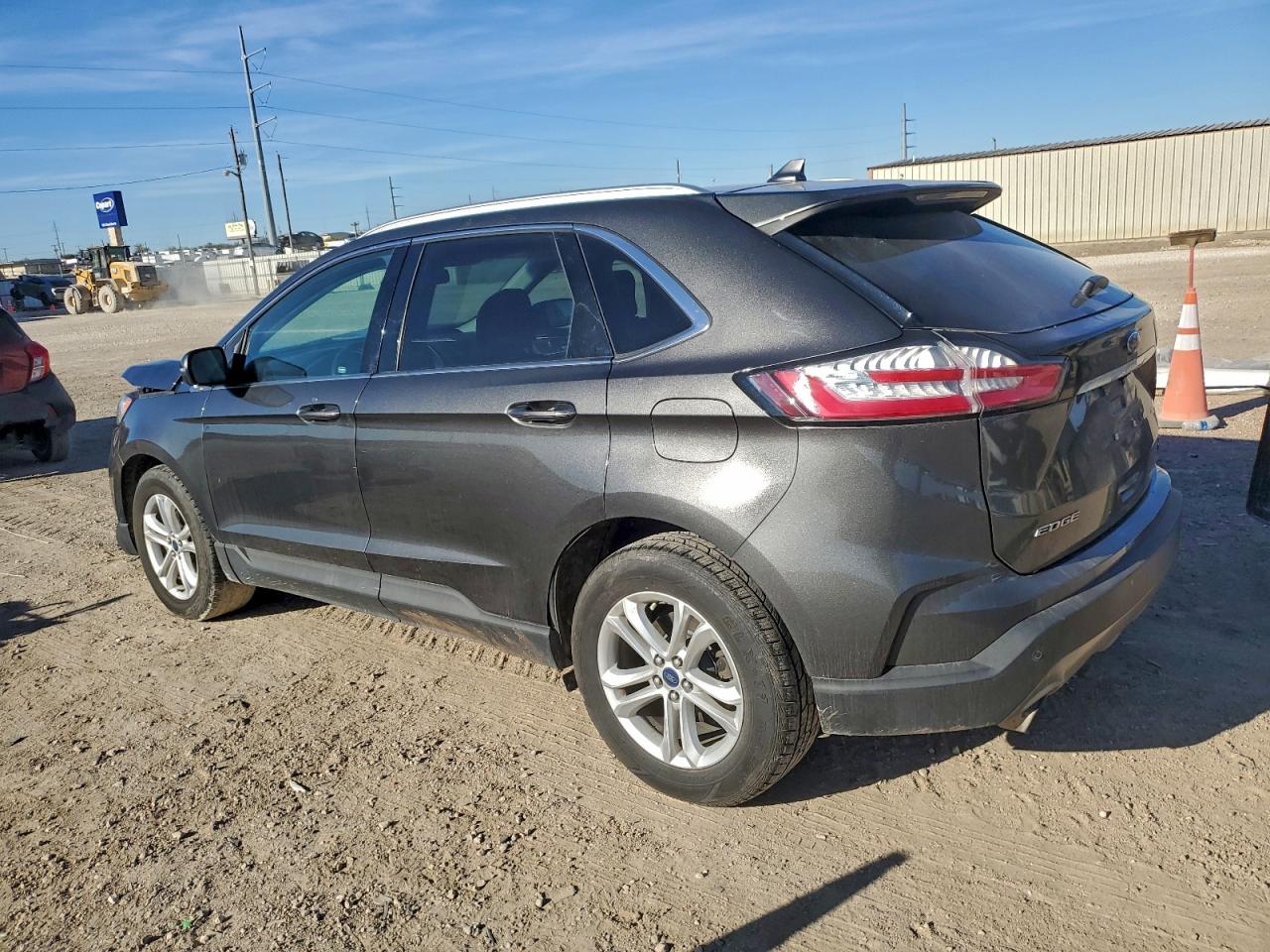 2019 FORD EDGE SEL photo 3