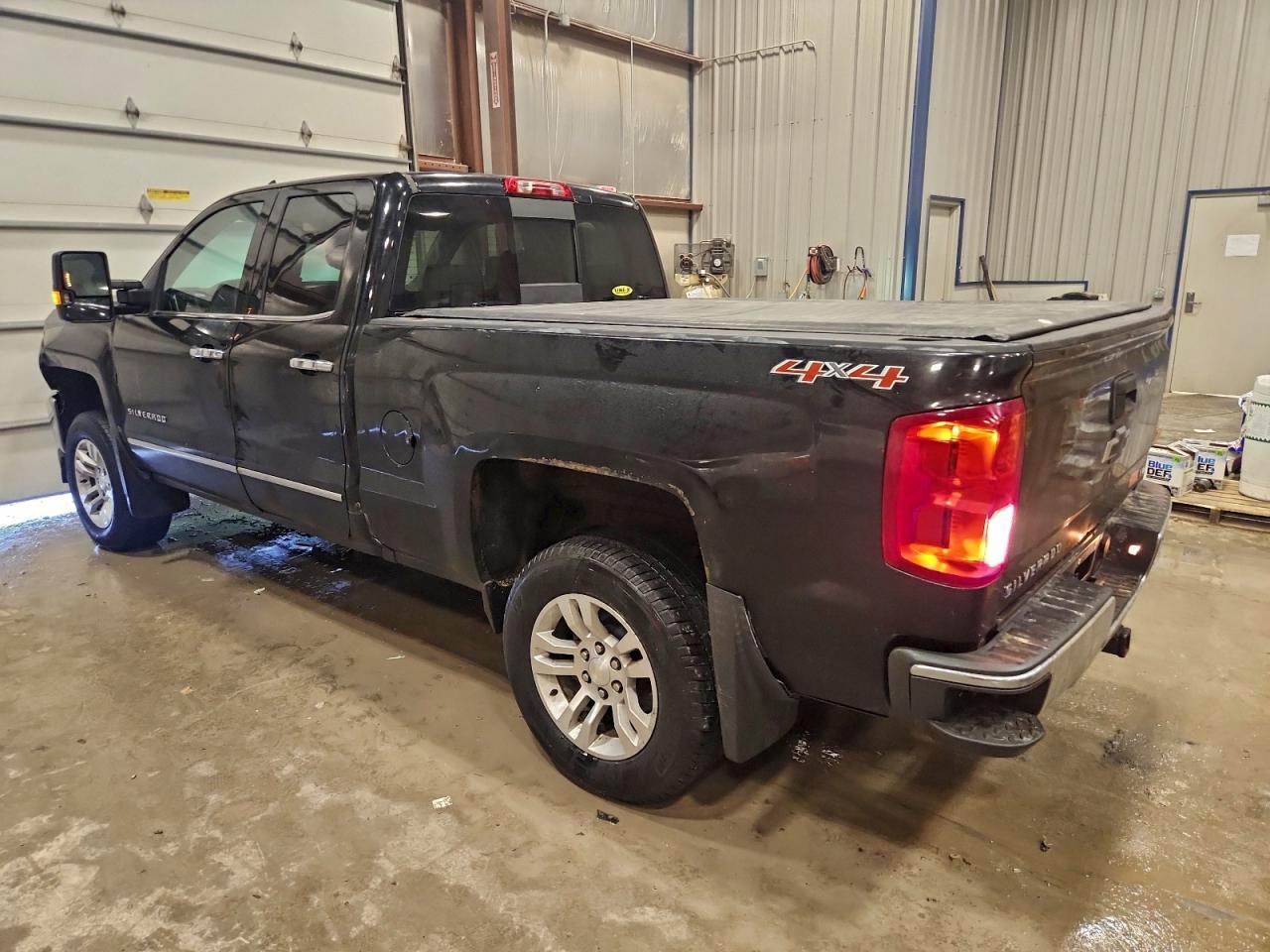 2016 CHEVROLET SILVERADO K1500 LTZ photo 2