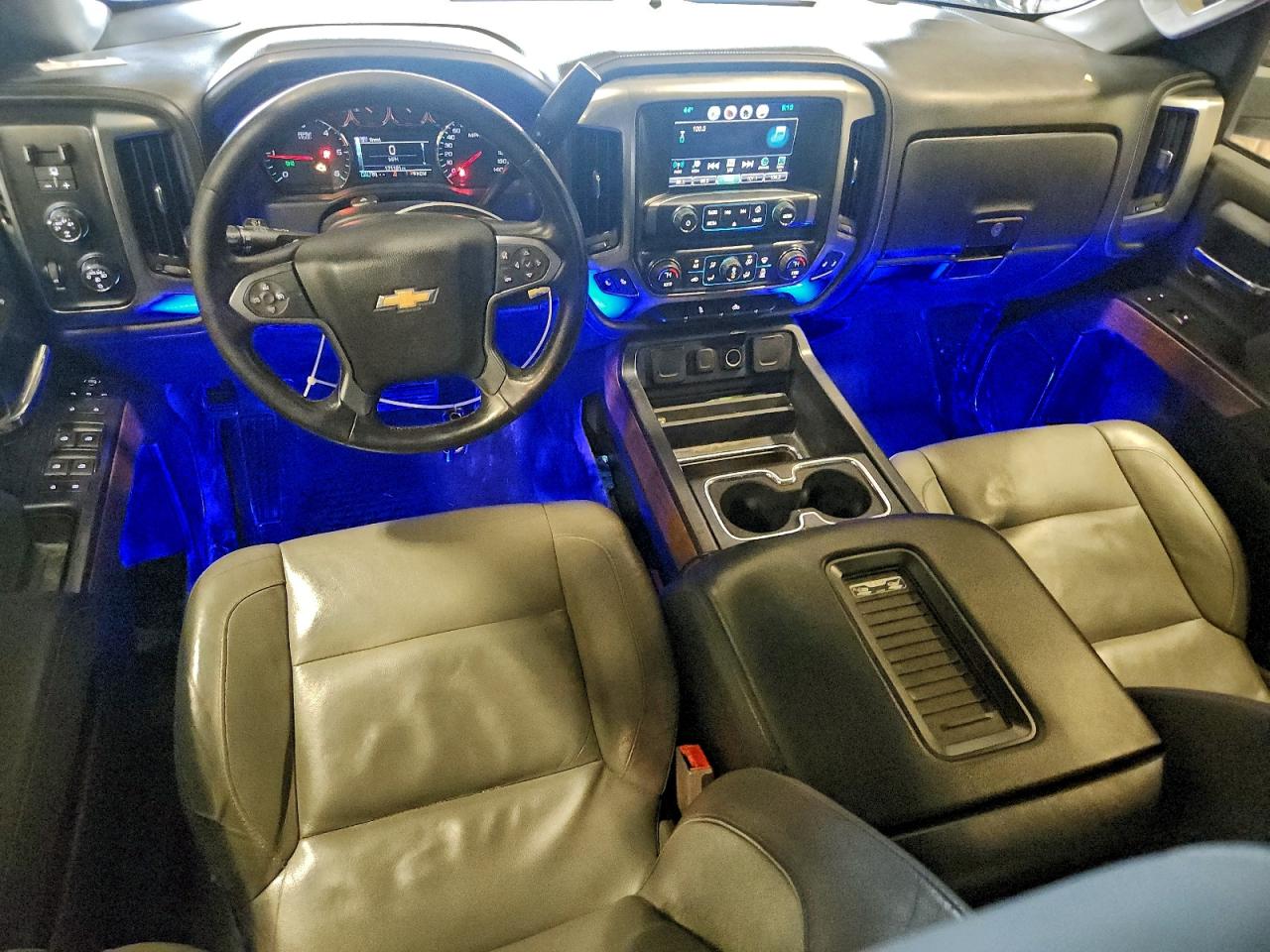 2016 CHEVROLET SILVERADO K1500 LTZ photo 8