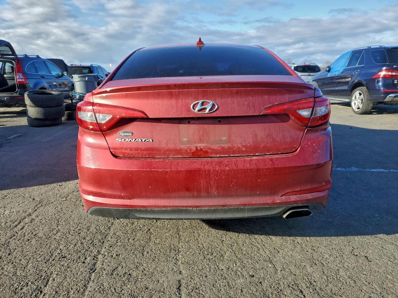 2017 HYUNDAI SONATA SE photo 6