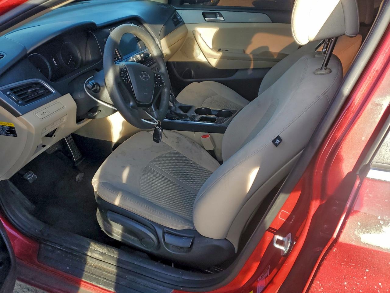 2017 HYUNDAI SONATA SE photo 7
