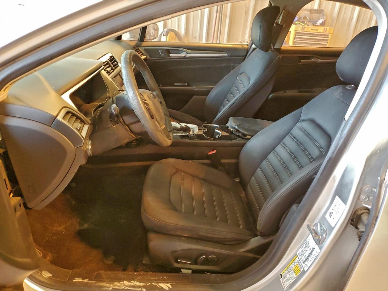 2014 FORD FUSION SE photo 7