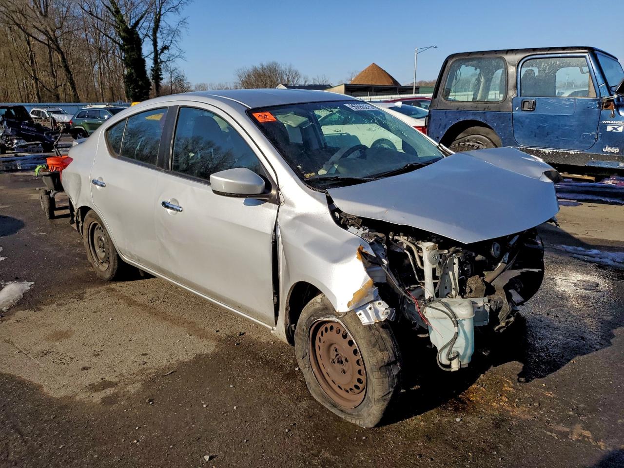 2018 NISSAN VERSA S photo 4
