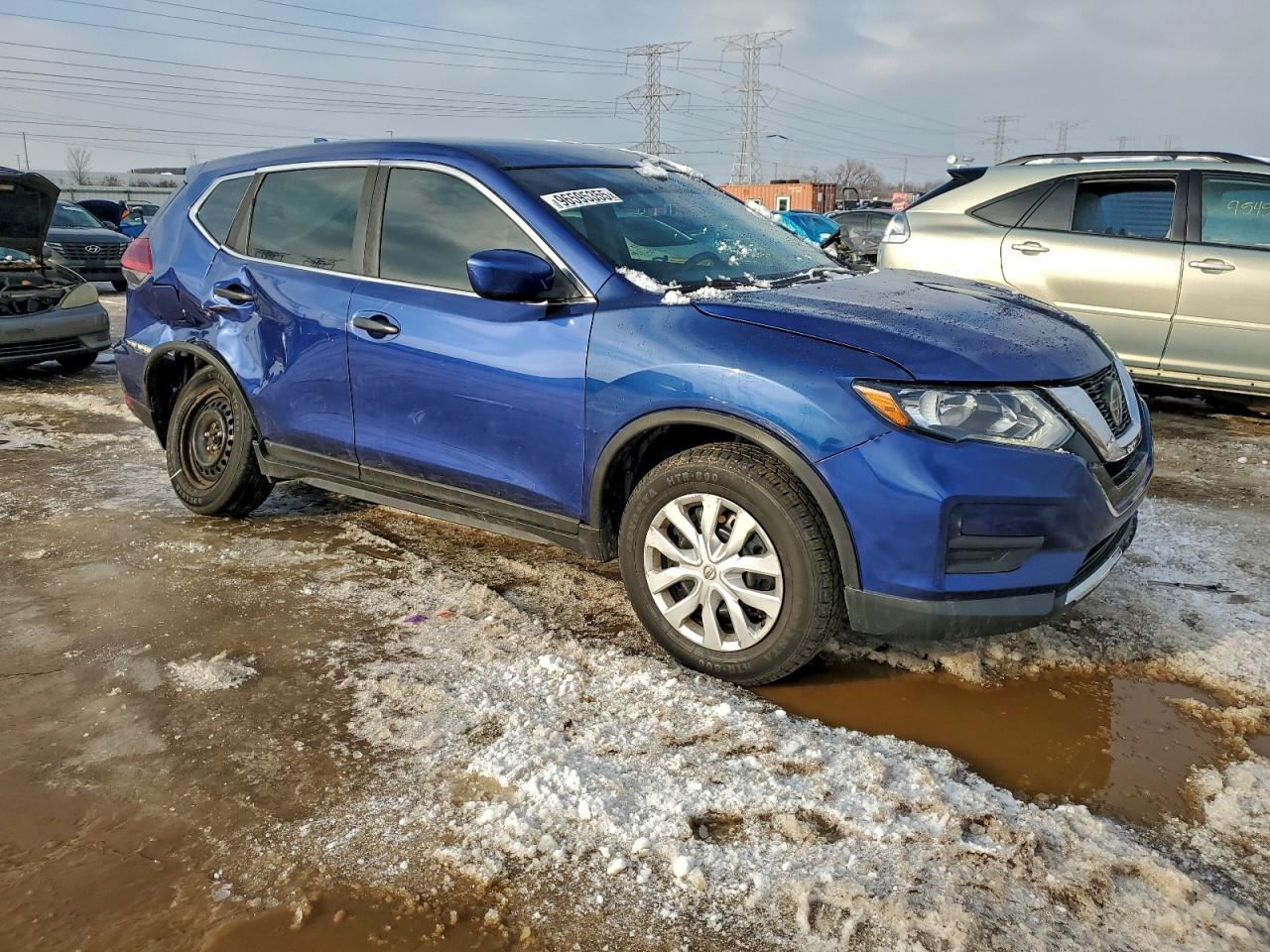 2018 NISSAN ROGUE S photo 4