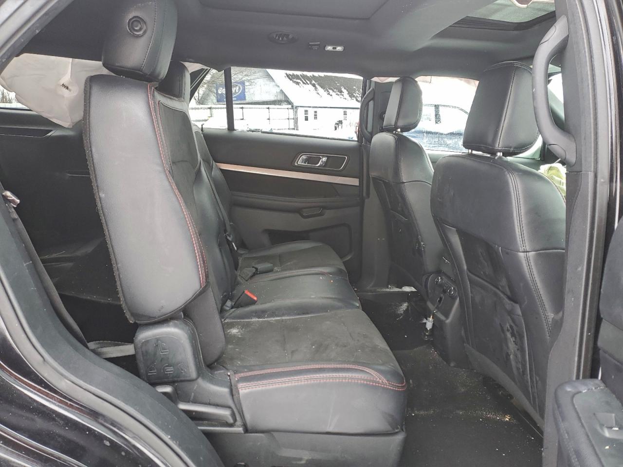 2019 FORD EXPLORER XLT photo 11