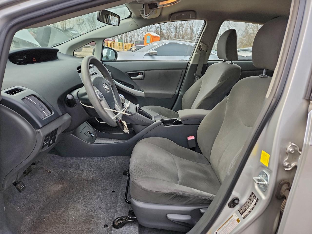 2011 TOYOTA PRIUS photo 7
