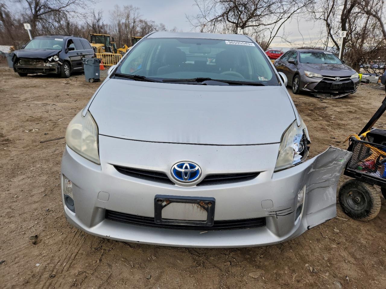 2011 TOYOTA PRIUS photo 5