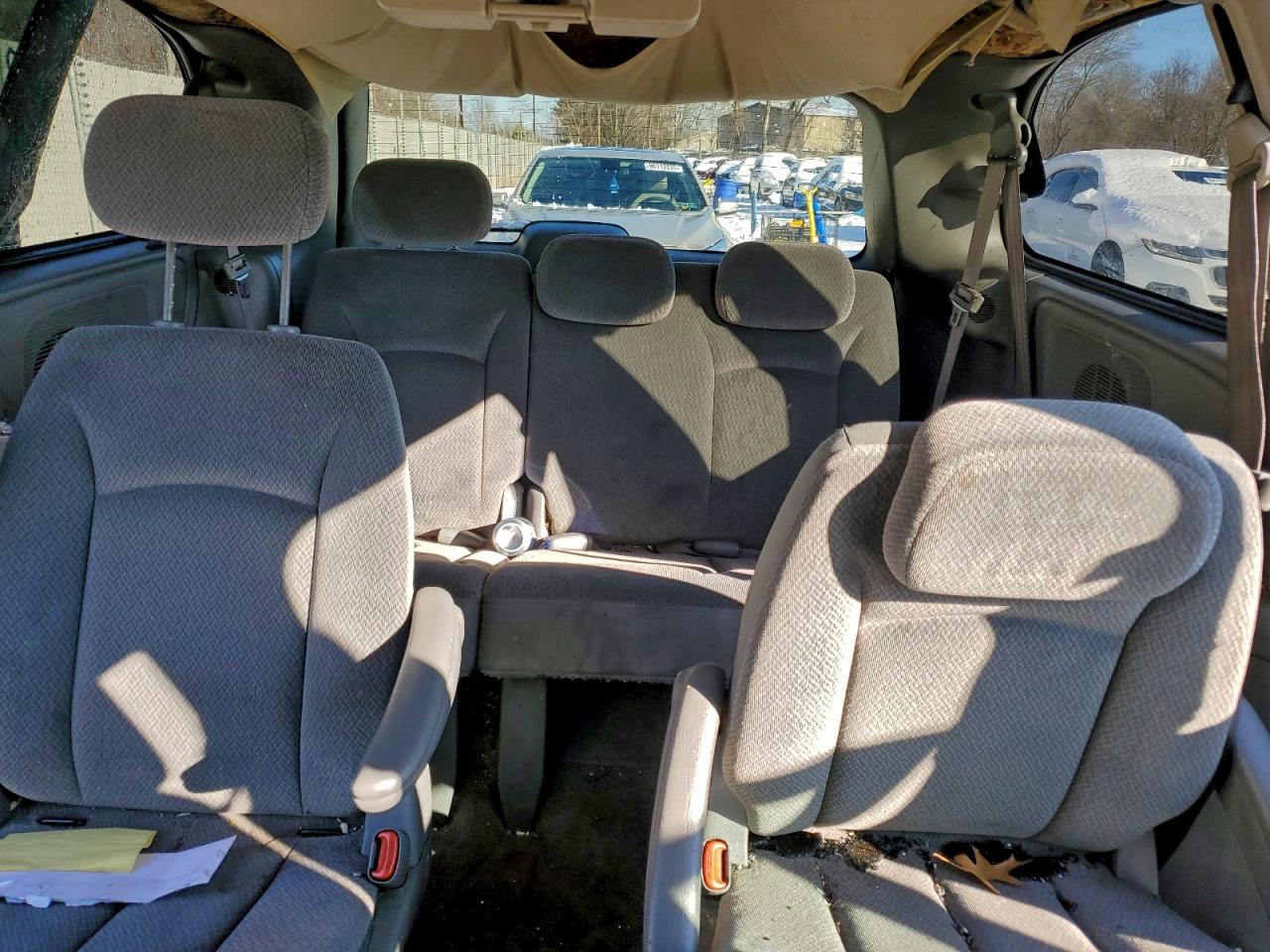2005 CHRYSLER TOWN & COUNTRY TOURING photo 10