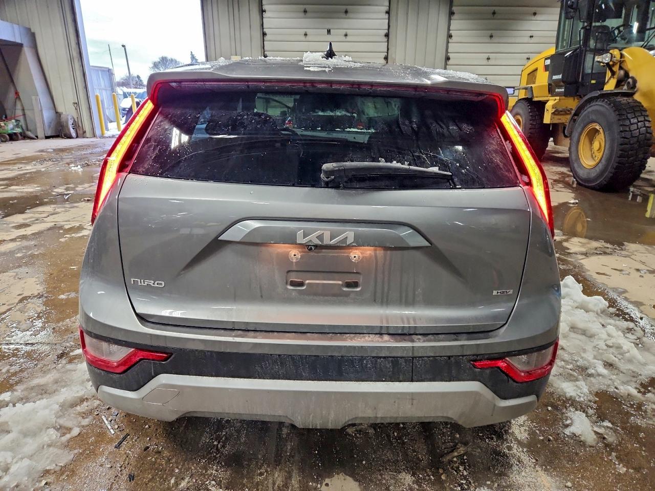 2023 KIA NIRO LX photo 6