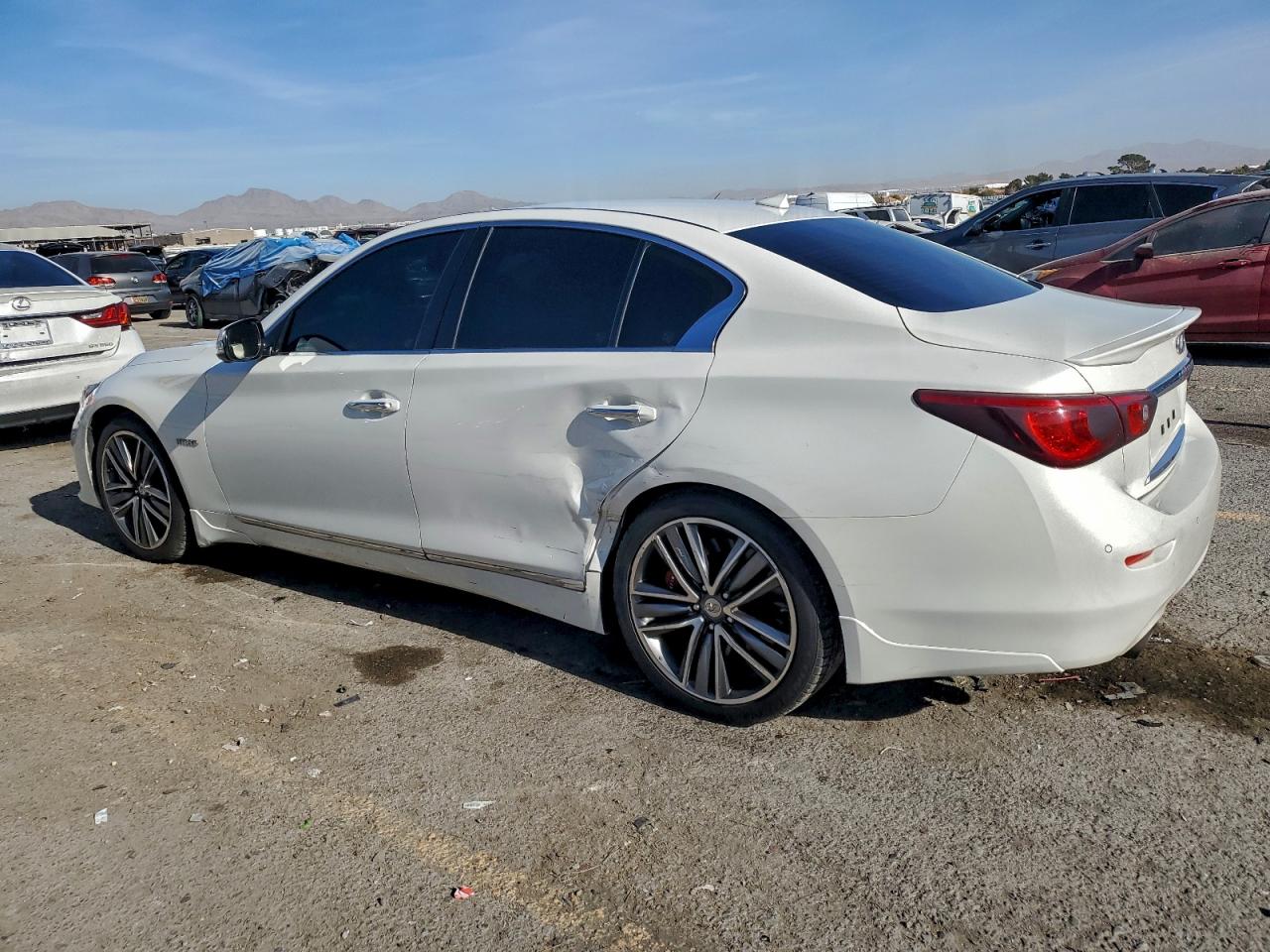 2015 INFINITI Q50 HYBRID PREMIUM photo 2